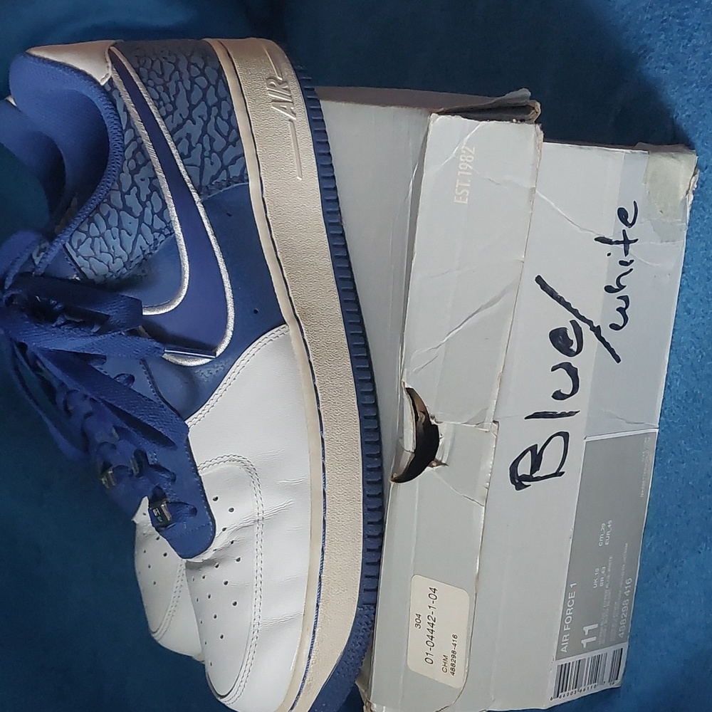 Nike men's Air Force 1. Size 11, Hyper blue-white 488298 416